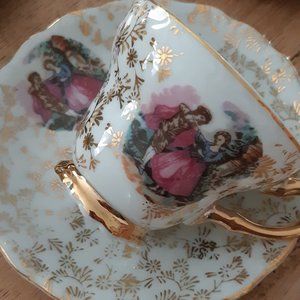 Antique Cappuccino  coffee   or tea ...Set of 4